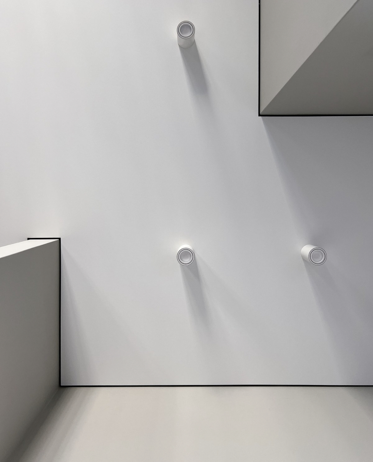 h-подіб.  тіньовий  подовжений ArtLine